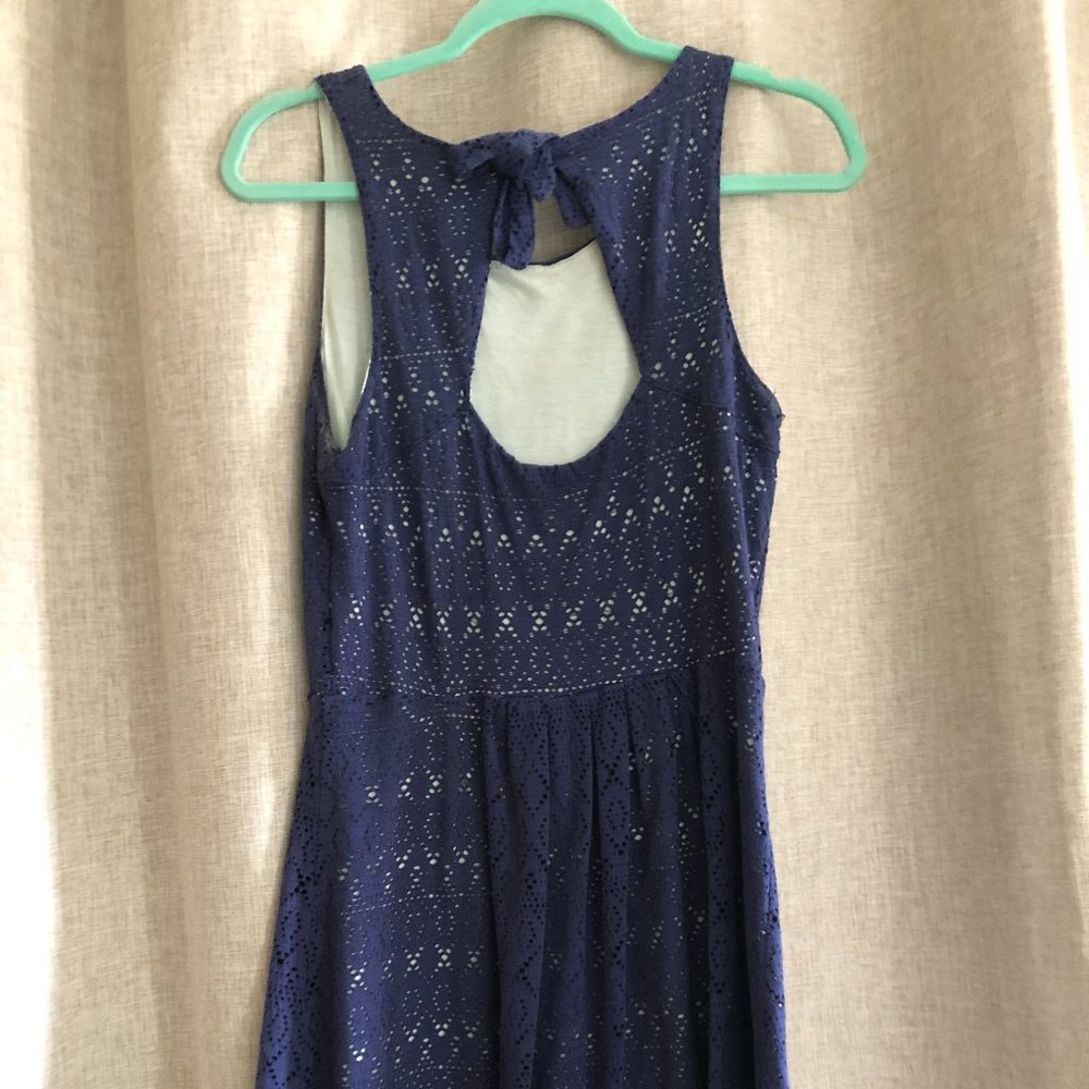 Small Navy Dress w/ Keyhole Back